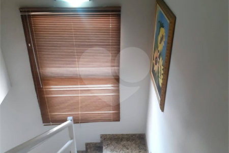 Sobrado à venda com 3 quartos, sendo 1 suíte, em Parque Santana, Mogi das Cruzes, SP