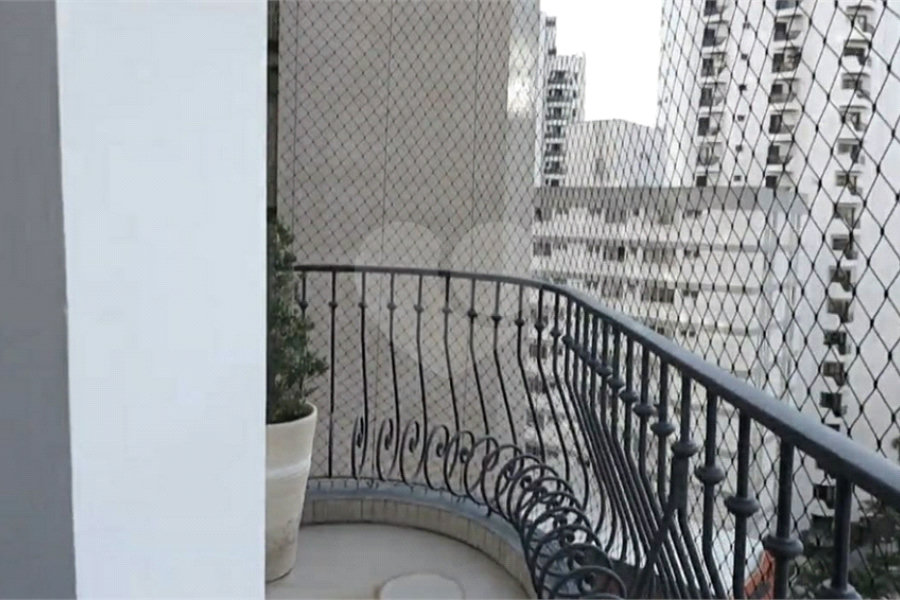 Apartamento à venda com 4 suítes em Santana, São Paulo, SP