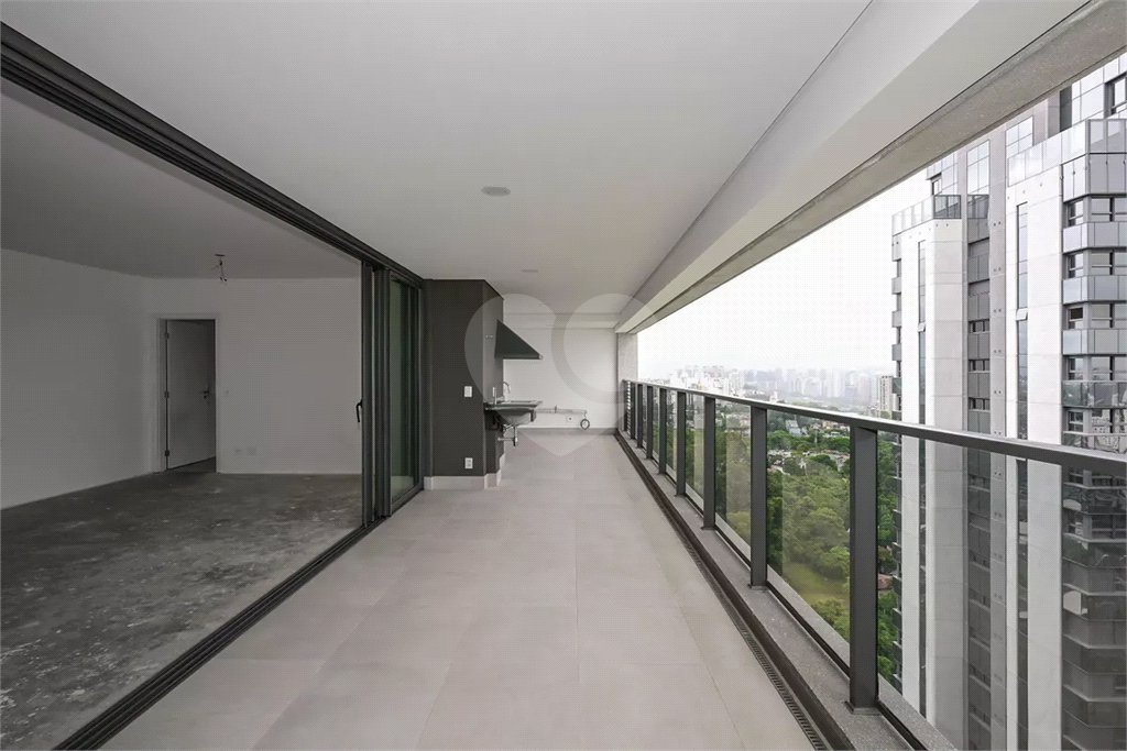 Apartamento à venda com 3 suítes,  em Jardim Fonte do Morumbi, São Paulo, SP