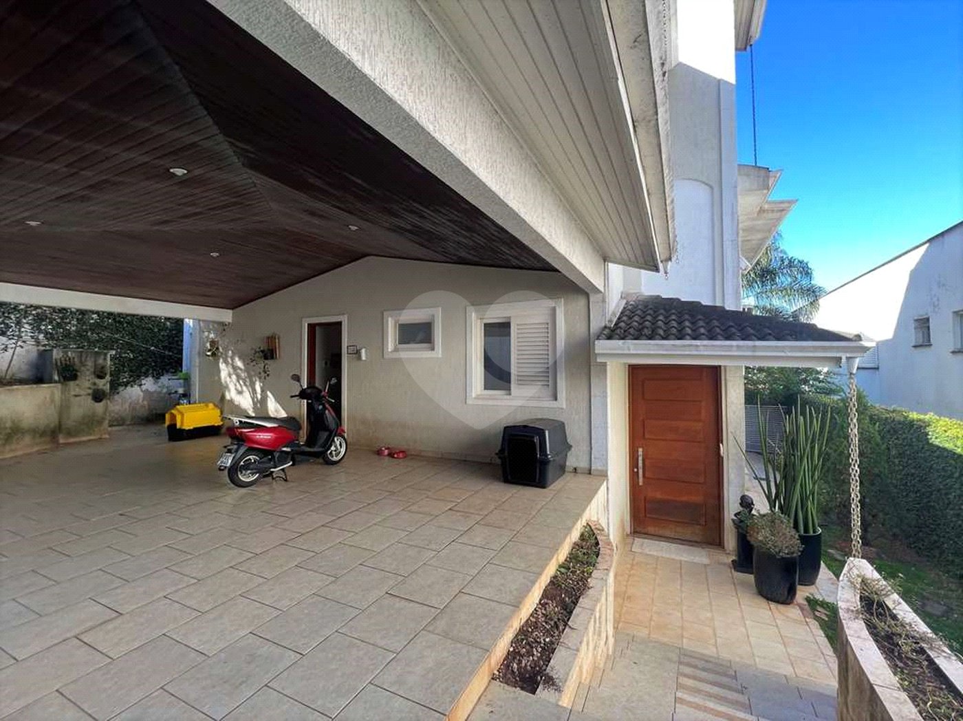 Casa à venda com 4 suítes em Vila Santo Antônio, Cotia, SP