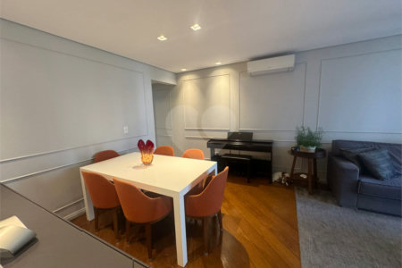 Apartamento à venda com 3 suítes em Indianópolis, São Paulo, SP