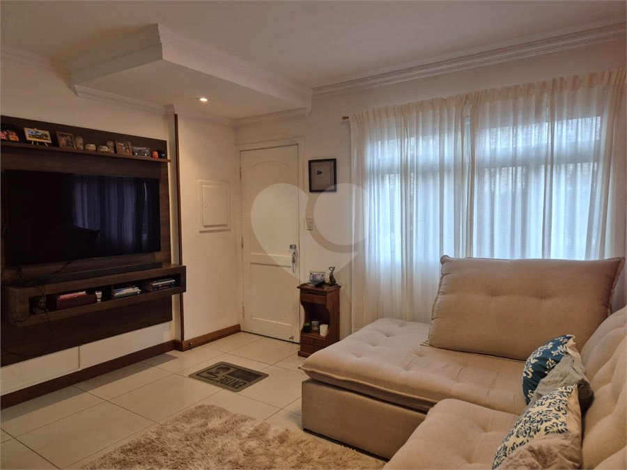 Casa à venda com 2 quartos, sendo 1 suíte,  no condomínio Quintas Marajoara, São Paulo - SP