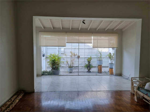 Sobrado à venda com 3 quartos, sendo 1 suíte,  em Brooklin, São Paulo, SP