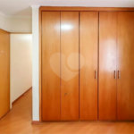 Sobrado à venda com 3 quartos, sendo 1 suíte, em Jardim Centenário, São Paulo, SP