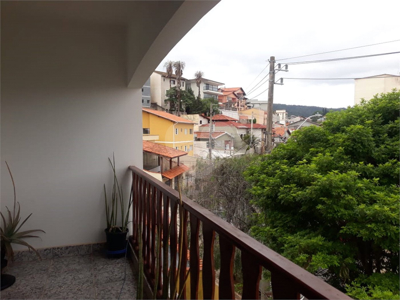 Sobrado à venda com 3 quartos, sendo 1 suíte, em Jardim Flórida, São Roque, SP