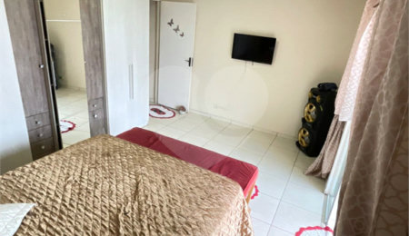 Casa à venda com 3 quartos em Cidade Boa Vista, Suzano, SP