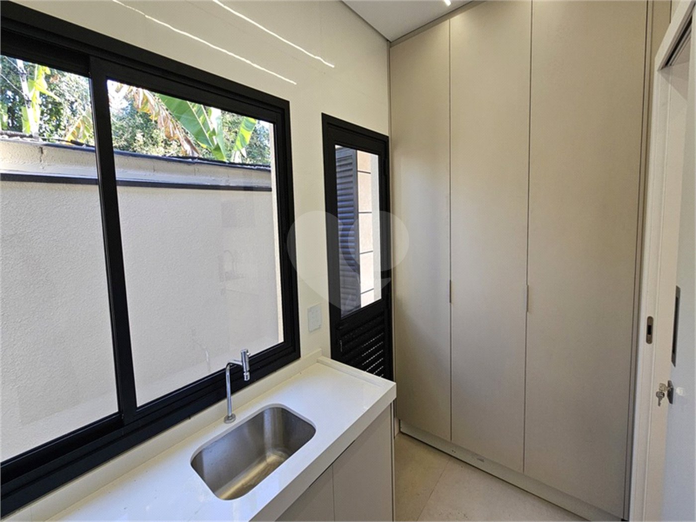 Casa à venda com 3 suítes no condomínio Residencial Milano, Indaiatuba - SP