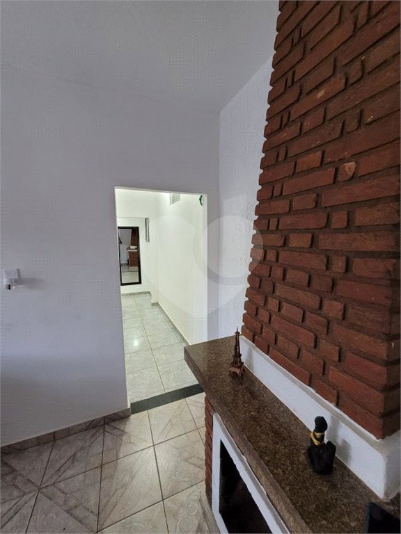 Chácara à venda com 3 quartos, sendo 1 suíte,  em Jardim Imperial, Atibaia, SP