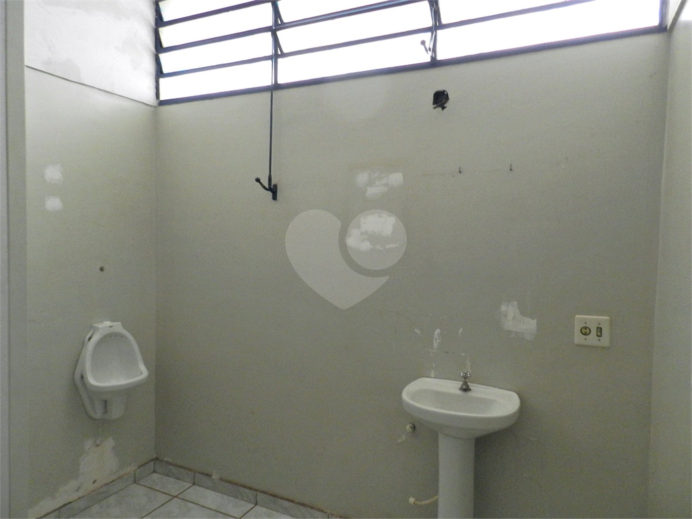 Casa à venda com 3 quartos, sendo 1 suíte,  em Jardim Sumaré, Ribeirão Preto, SP