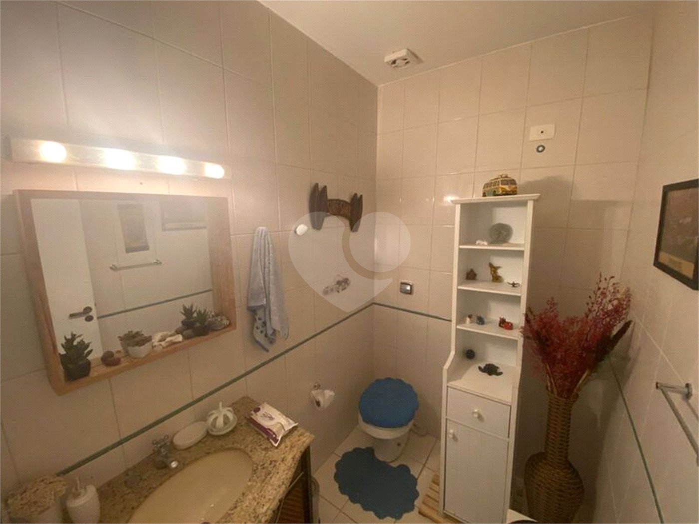 Casa de Vila à venda com 3 quartos, sendo 1 suíte,  em Cidade São Francisco, São Paulo, SP