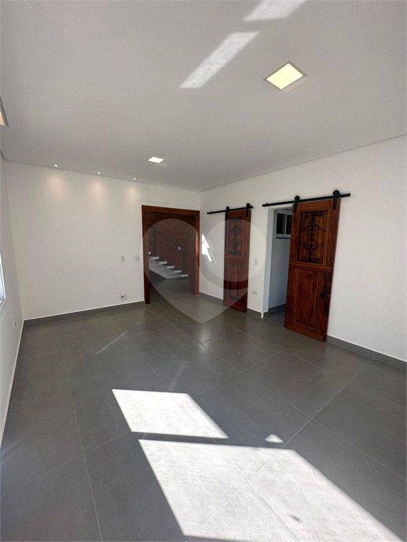 Sobrado à venda com 3 quartos, sendo 1 suíte, em Jardim do Lago, Atibaia, SP
