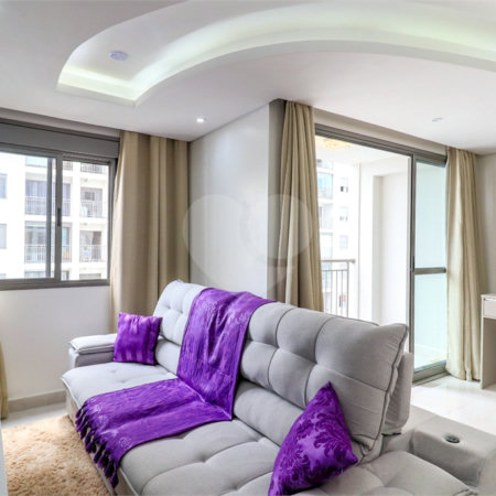 Apartamento à venda com 3 quartos, sendo 1 suíte, em Santo Amaro, São Paulo, SP