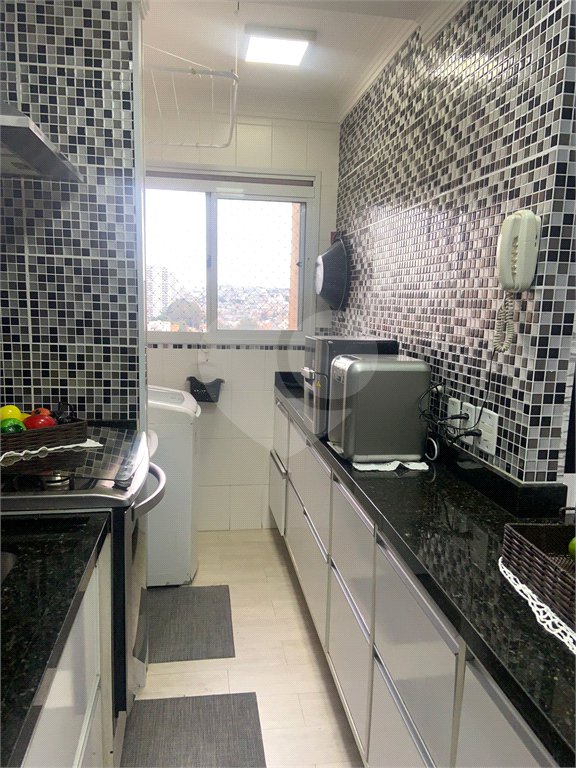 Apartamento à venda com 2 quartos, sendo 1 suíte, em Santo Antônio, Osasco, SP