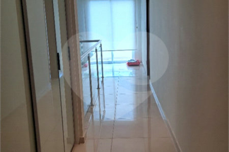 Casa à venda com 4 quartos, sendo 3 suítes,  no condomínio Res. Luzern, Campinas - SP