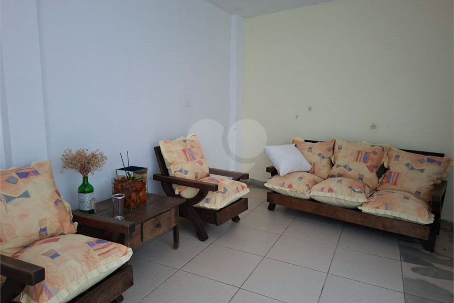 Sobrado à venda com 3 quartos, sendo 1 suíte,  em Tremembé, São Paulo, SP