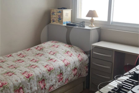 Apartamento à venda com 2 quartos, sendo 1 suíte, em Campestre, Santo André, SP