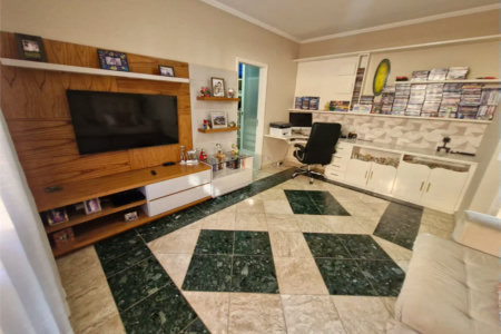 Casa à venda com 4 suítes no condomínio Villa Viana II, Cotia - SP