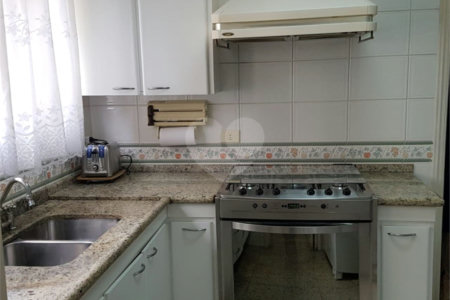 Apartamento 4 dormitórios na Saúde