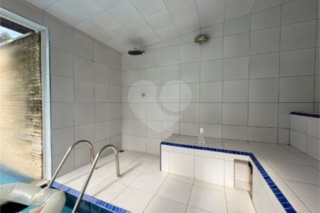 Casa à venda com 4 suítes no condomínio Granja Olga II, Sorocaba - SP