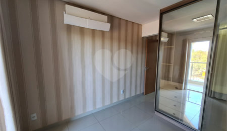 Apartamento à venda com 3 quartos, sendo 1 suíte,  em Pinheirinho, Vinhedo, SP