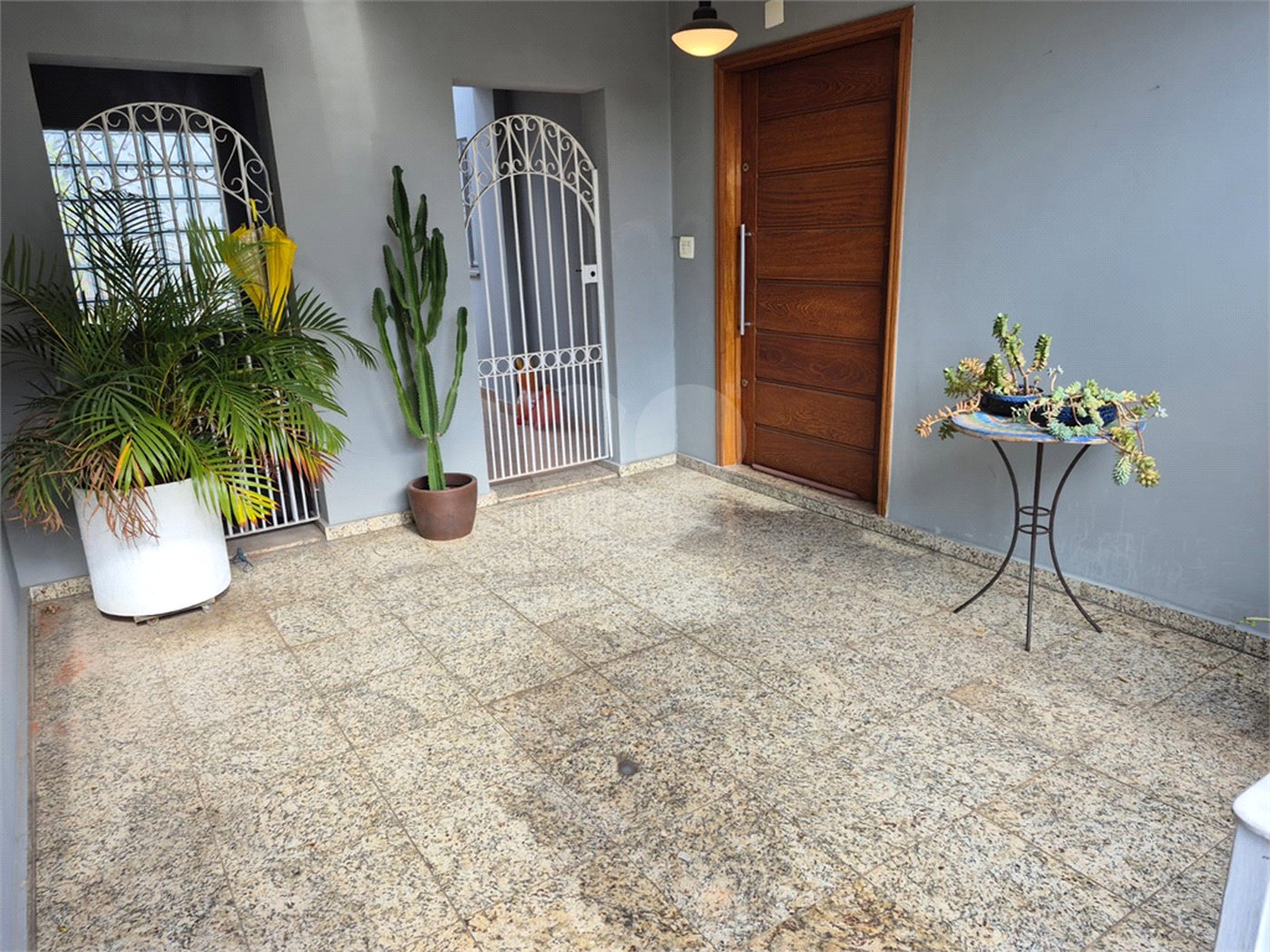 Sobrado à venda com 4 quartos, sendo 1 suíte, em Vila Guilherme, São Paulo, SP