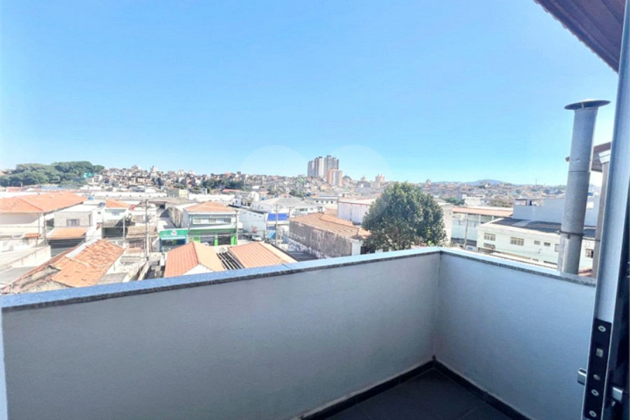 Casa à venda com 3 quartos, sendo 1 suíte, no condomínio Heráclito Graça, São Paulo - SP