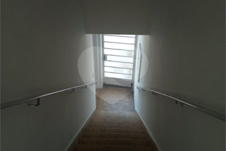 Sobrado à venda com 3 quartos em Vila Romana, São Paulo, SP