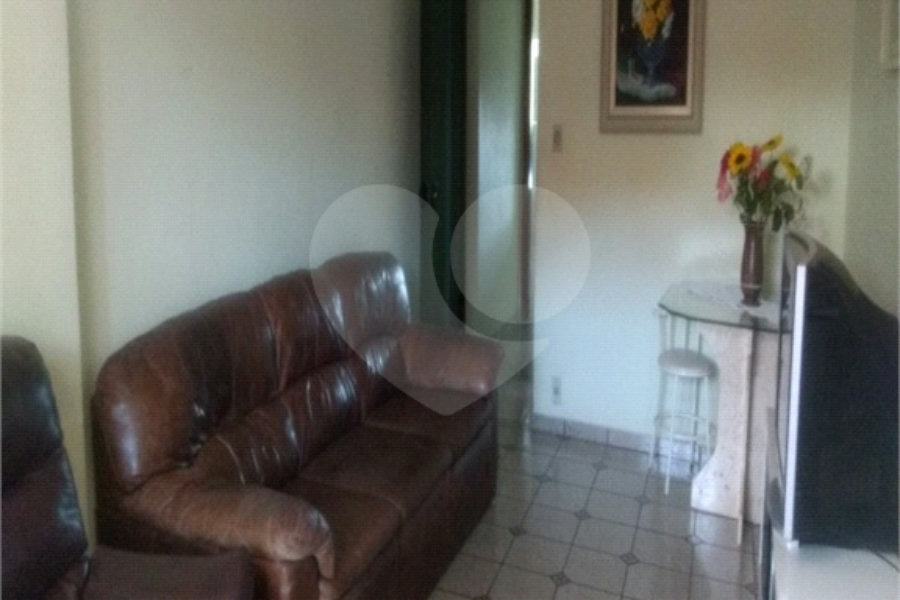 Sobrado à venda com 3 quartos em Horto, São Paulo, SP