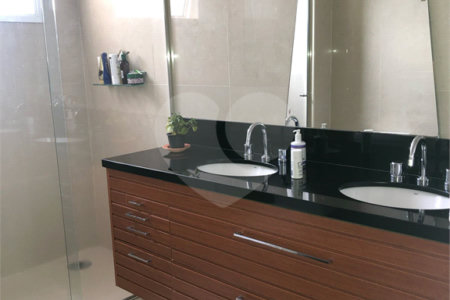 Apartamento à venda com 3 suítes em Lapa, São Paulo, SP