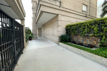 Apartamento à venda com 3 suítes em Vila Romana, São Paulo, SP