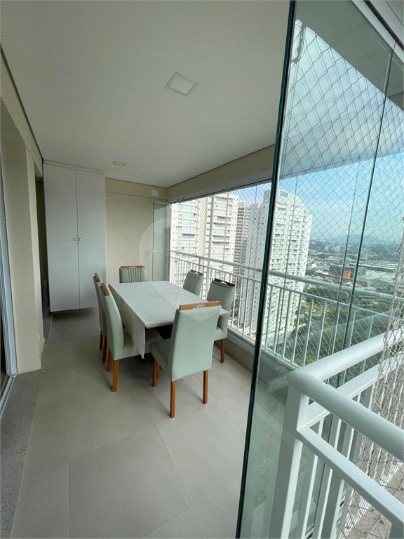 Apartamento à venda com 2 quartos, sendo 1 suíte, em Vila Anastácio, São Paulo, SP