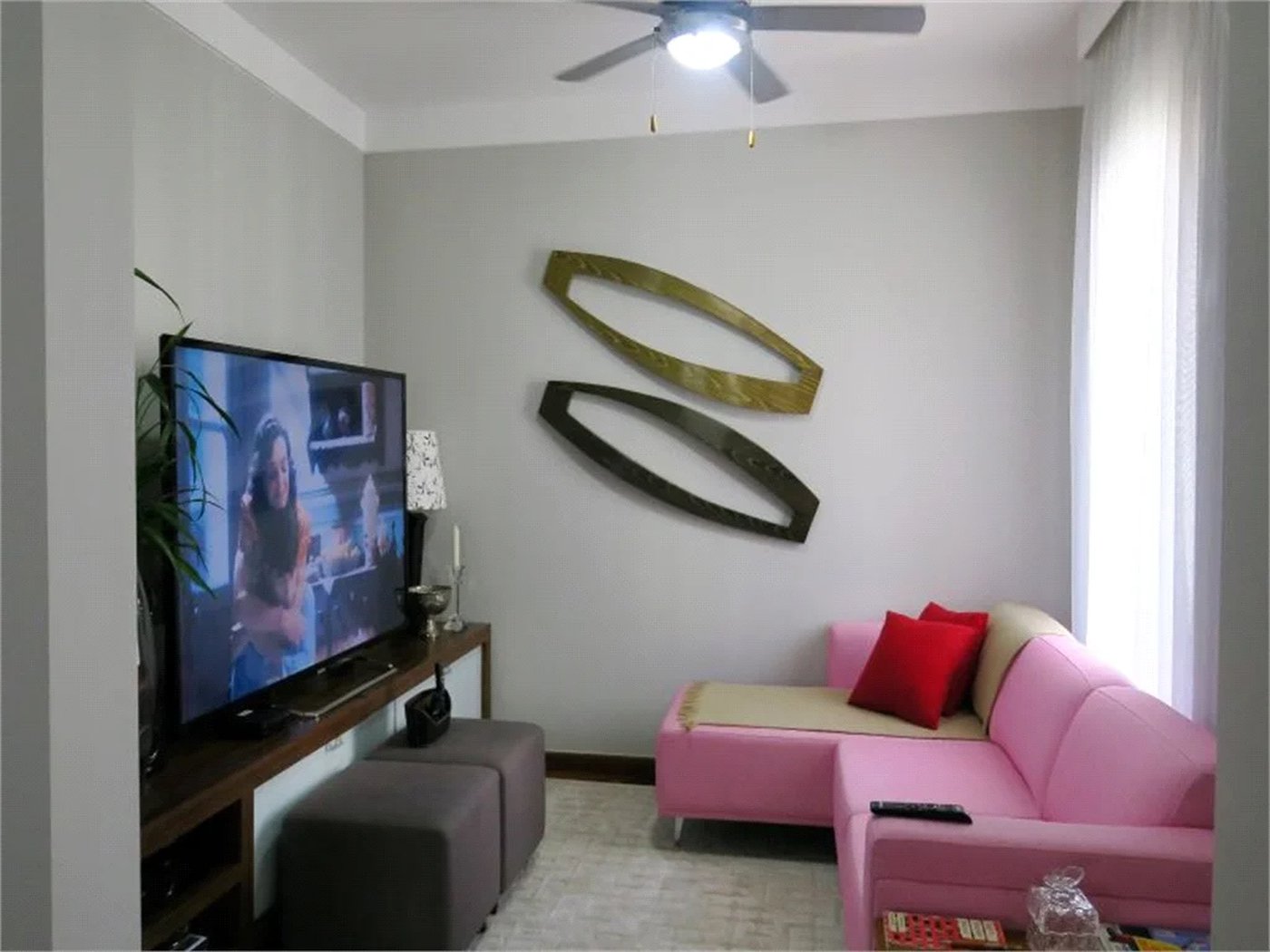 Apartamento à venda com 3 quartos, sendo 2 suítes, em Jardim Parque Morumbi, São Paulo, SP