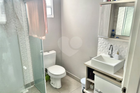 Casa à venda com 2 quartos, sendo 1 suíte, no condomínio Residencial Jasmin, Itapetininga - SP