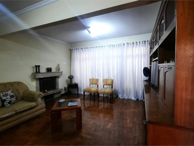 Casa à venda com 3 quartos, sendo 2 suítes,  em Santo Amaro, São Paulo, SP