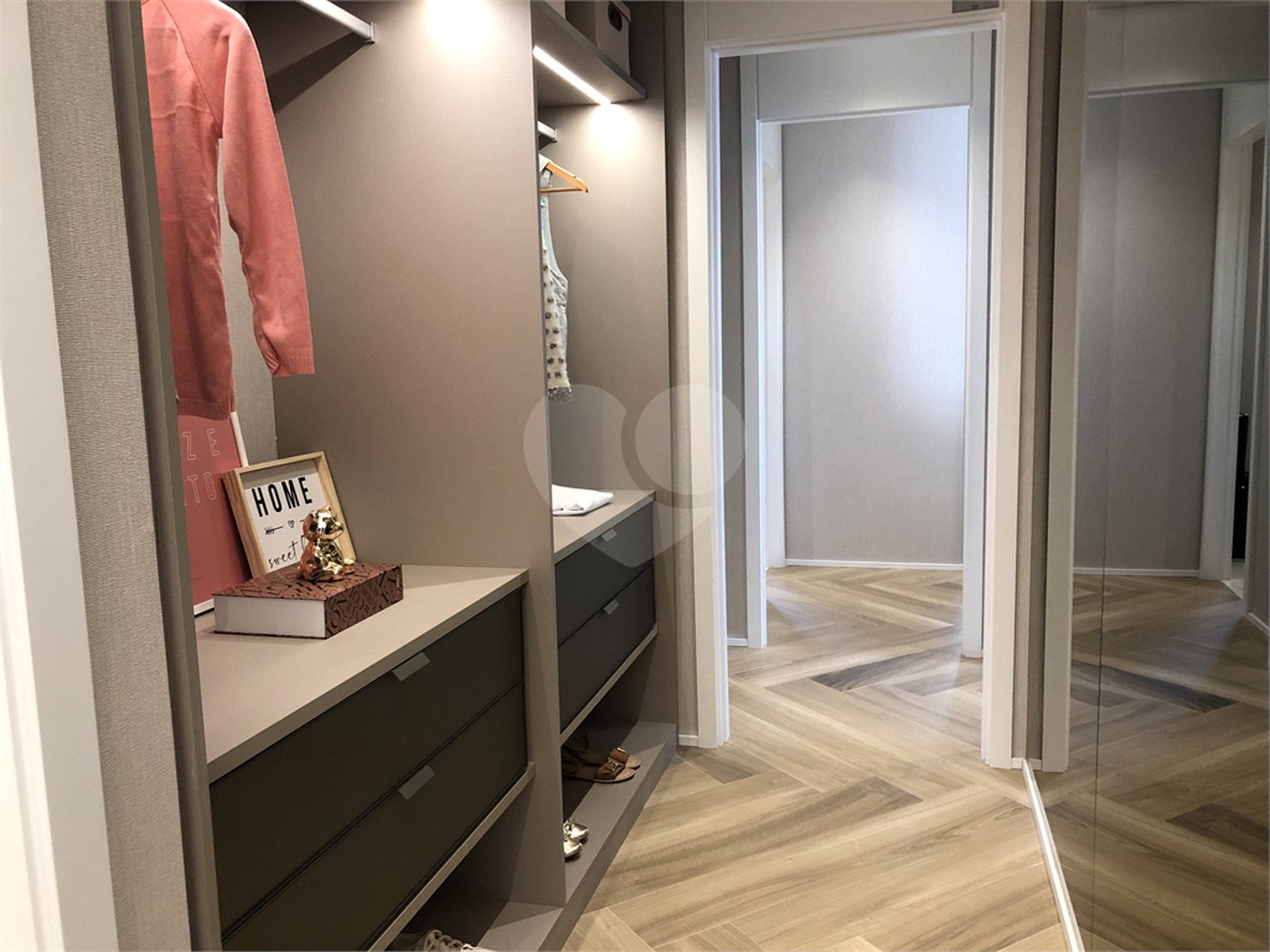Apartamento à venda com 5 quartos, sendo 4 suítes, em Pinheiros, São Paulo, SP
