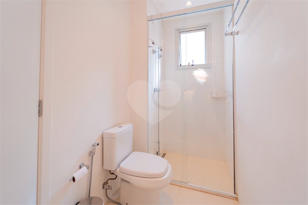 Apartamento à venda com 3 suítes em Campo Belo, São Paulo, SP