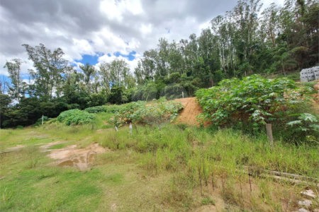 Terreno à venda em Nova Gardênia, Atibaia, SP