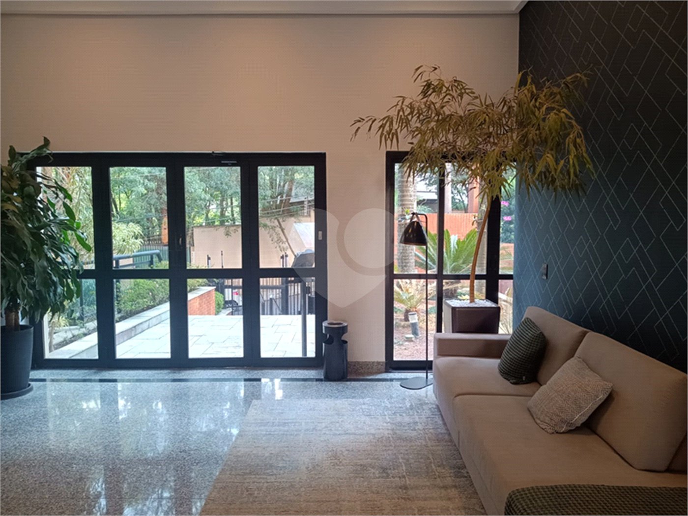 Apartamento à venda com 3 quartos, sendo 1 suíte,  em Jardim Ampliação, São Paulo, SP