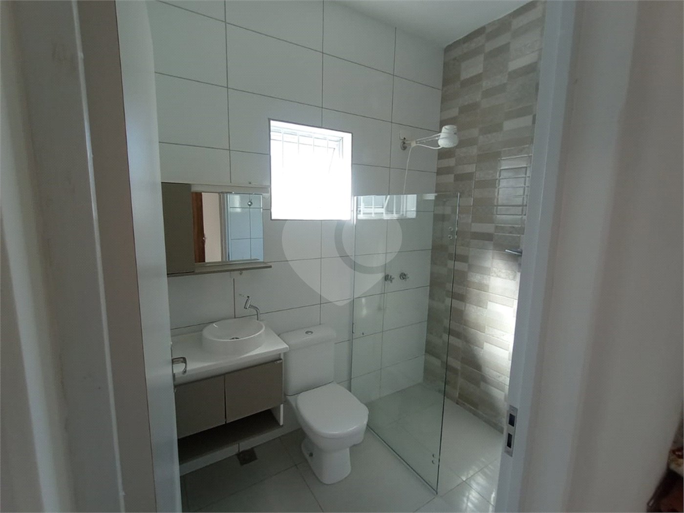 Casa à venda com 3 quartos, sendo 1 suíte,  em Residencial Lago dos Ipês, Itapetininga, SP