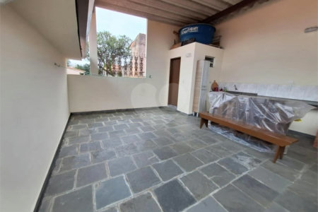 Casa à venda com 3 quartos, sendo 1 suíte, em Vila Gomes, São Paulo, SP