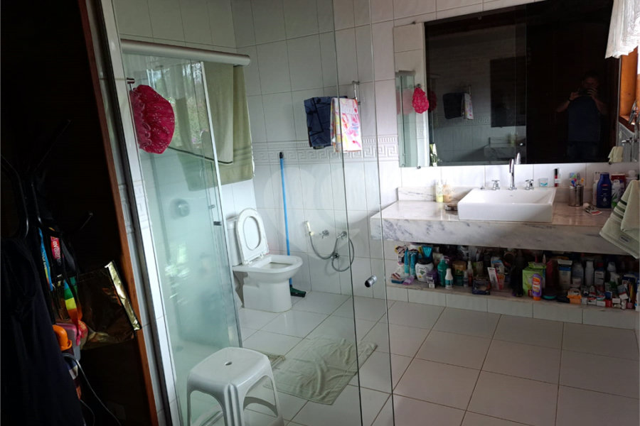 Casa à venda ou para alugar com 3 quartos, sendo 1 suíte,  no condomínio Parque Petrópolis 4 Secção, Mairiporã - SP