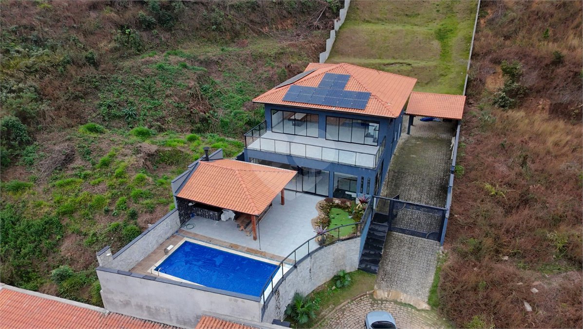 Casa à venda com 4 suítes no condomínio Reserva da Serra, Mairiporã - SP