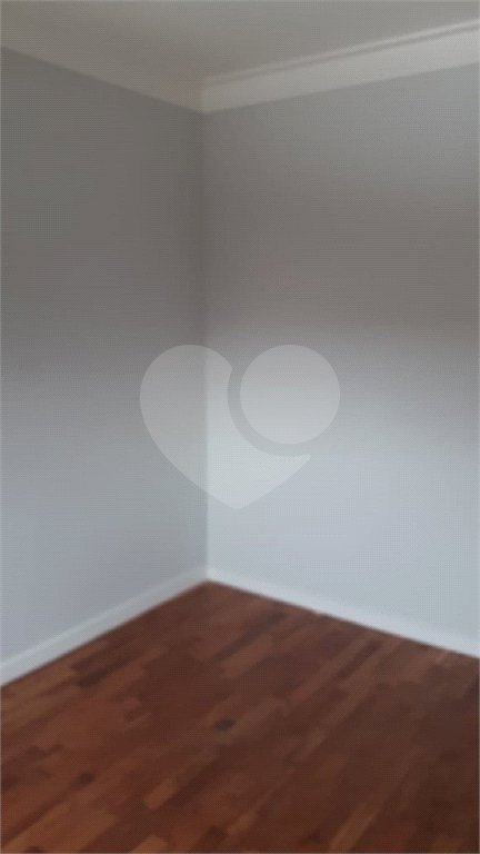 Apartamento à venda com 3 quartos, sendo 1 suíte,  em Jardim Vazani, São Paulo, SP