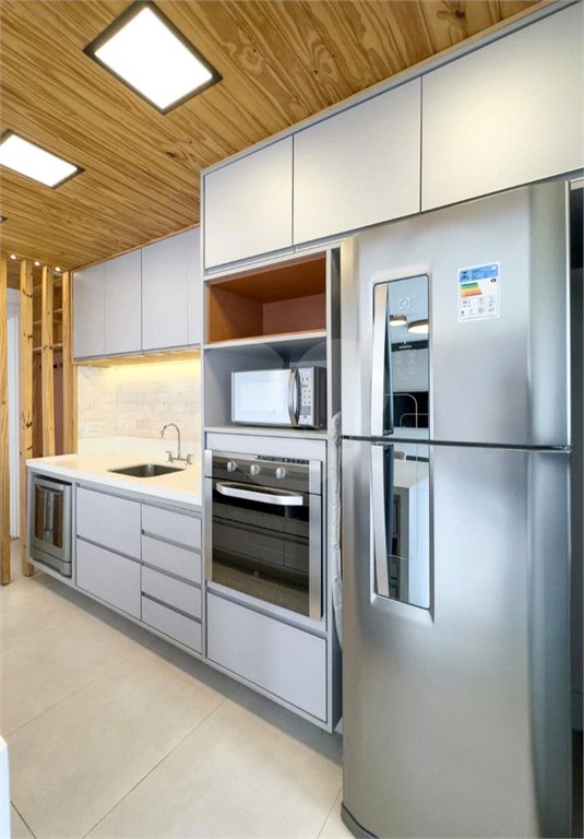 Apartamento à venda com 3 quartos, sendo 1 suíte, em Vila Olímpia, São Paulo, SP