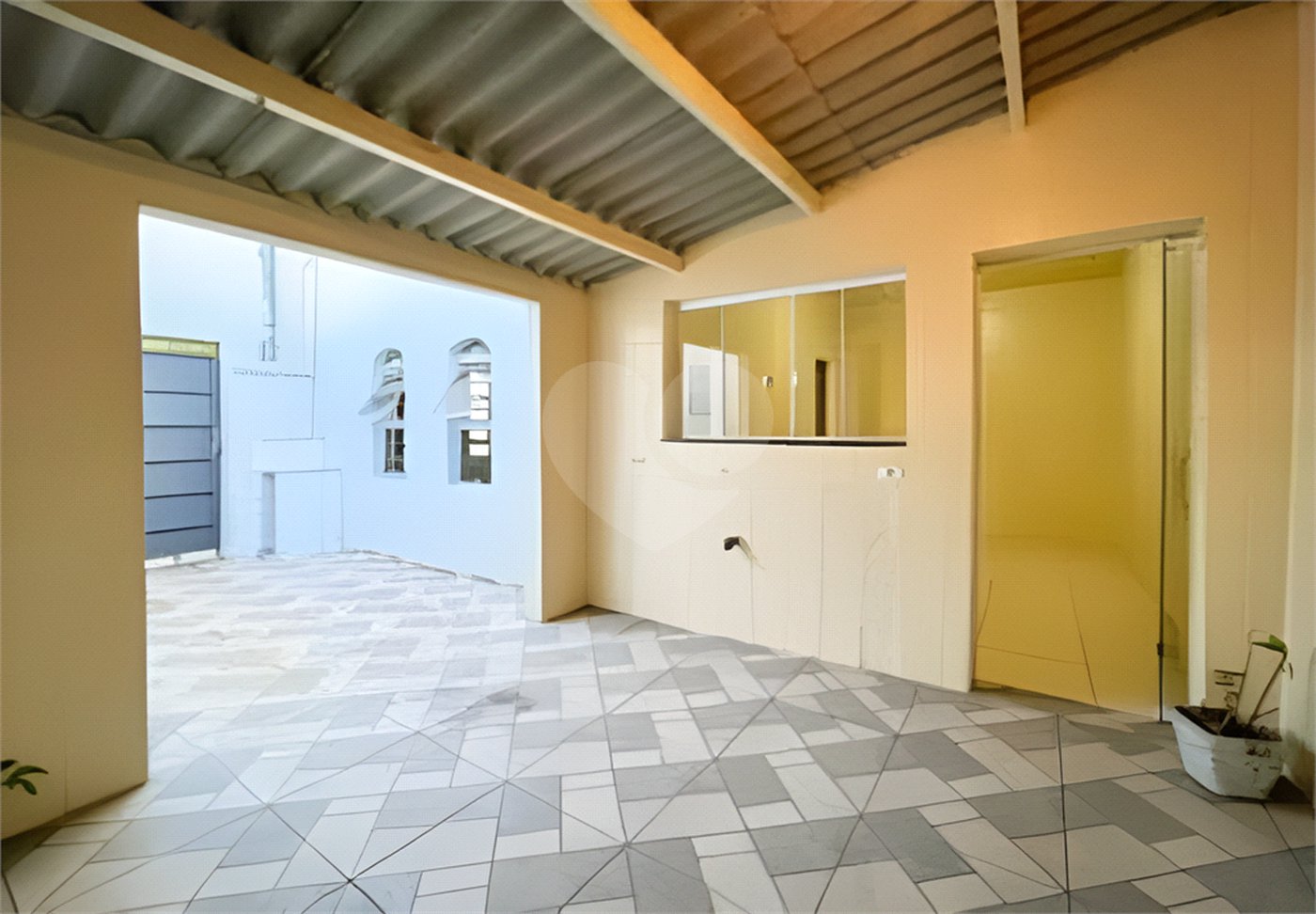 Casa à venda com 3 quartos, sendo 1 suíte, no Centro, Itapetininga, SP