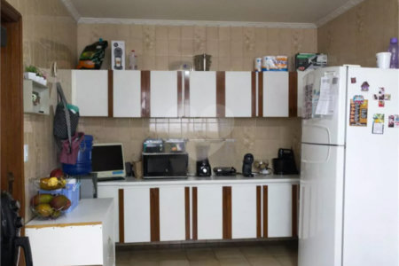 Sobrado à venda com 4 quartos, sendo 1 suíte, em Vila Jaguara, São Paulo, SP
