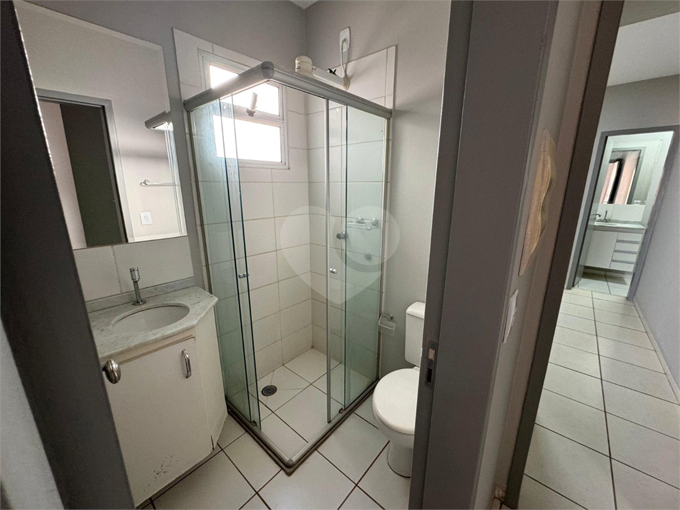 Casa à venda com 3 quartos, sendo 1 suíte, no condomínio Terra Nova, Várzea Grande - MT