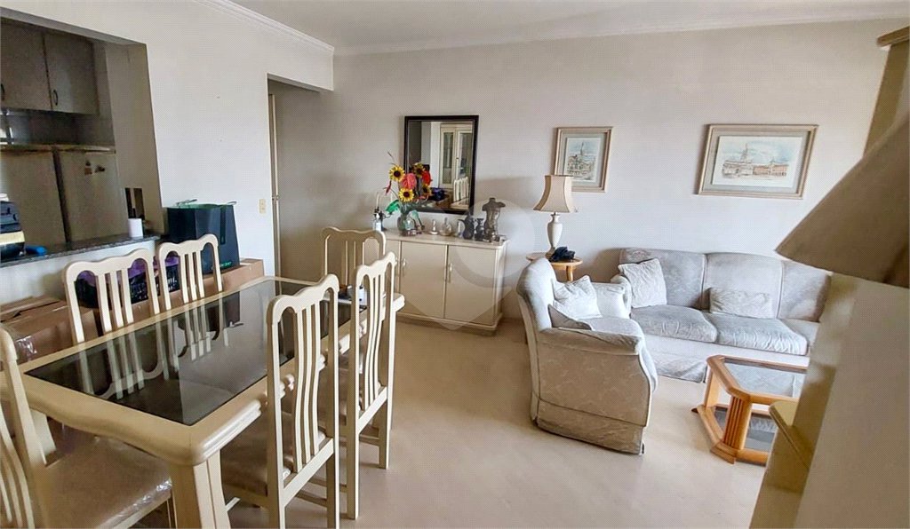 Apartamento à venda com 3 quartos, sendo 1 suíte,  em Jardim Peri Peri, São Paulo, SP