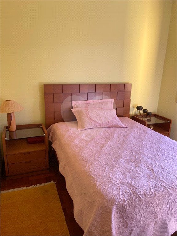 Casa à venda com 4 quartos, sendo 2 suítes, no condomínio Monte Belo, Salto - SP