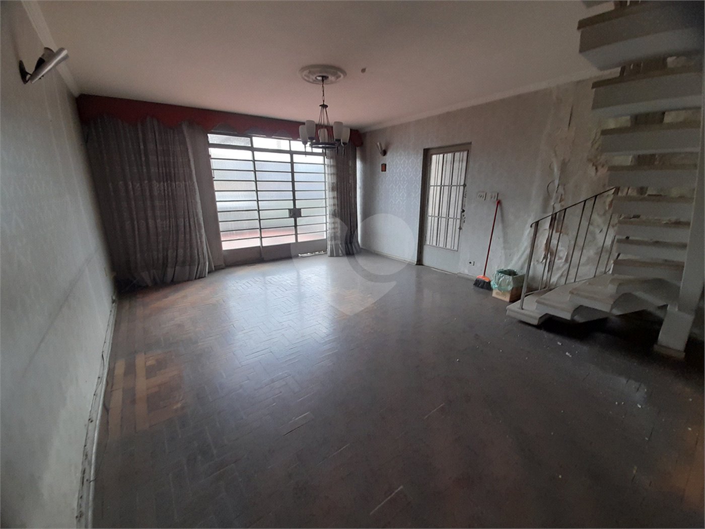 Sobrado à venda com 3 quartos, sendo 1 suíte, em Santana, São Paulo, SP
